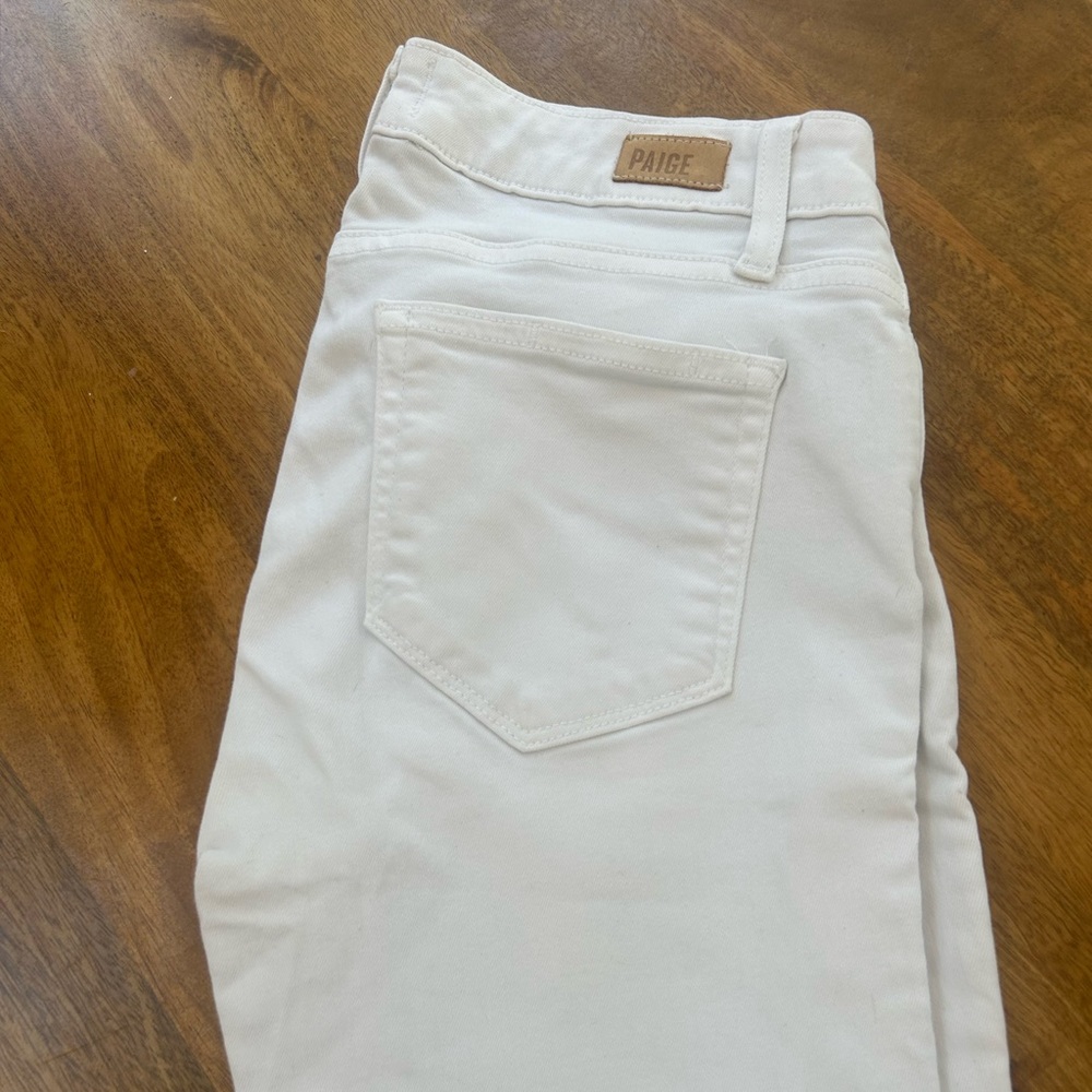 Paige White Verdugo Crop